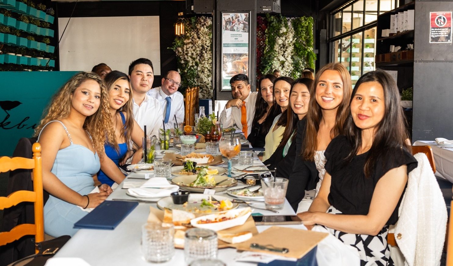 Enjoy Melbourne Cup At Blackbird Cafe