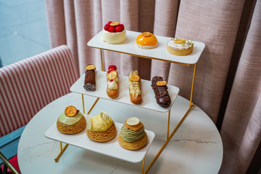 cakes